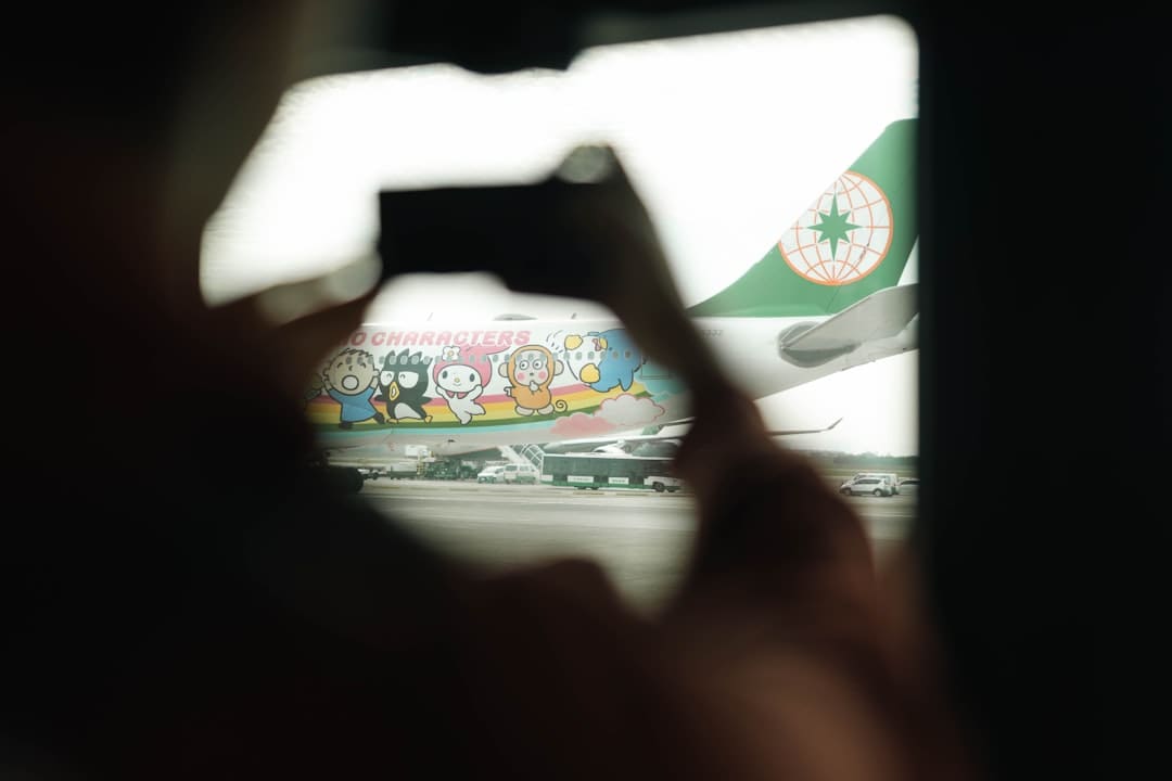 《巴黎合伙人》定档8月14日 敞开国货美妆海外经营新篇章！
